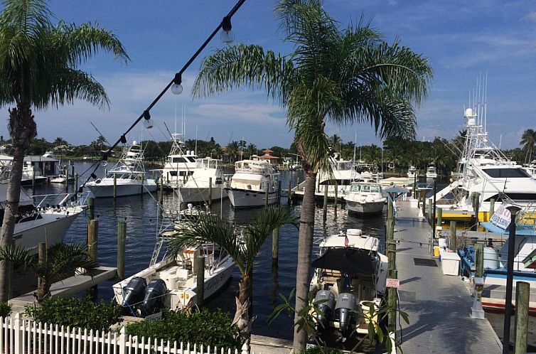 Pirate's Cove Resort and Marina - Stuart