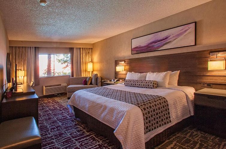 Crowne Plaza Silicon Valley North - Union City, an IHG Hotel