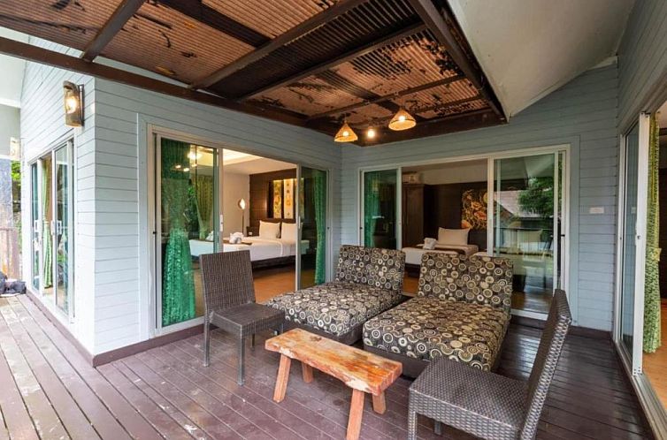 Rock and Tree House Resort