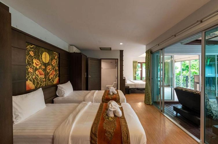 Rock and Tree House Resort