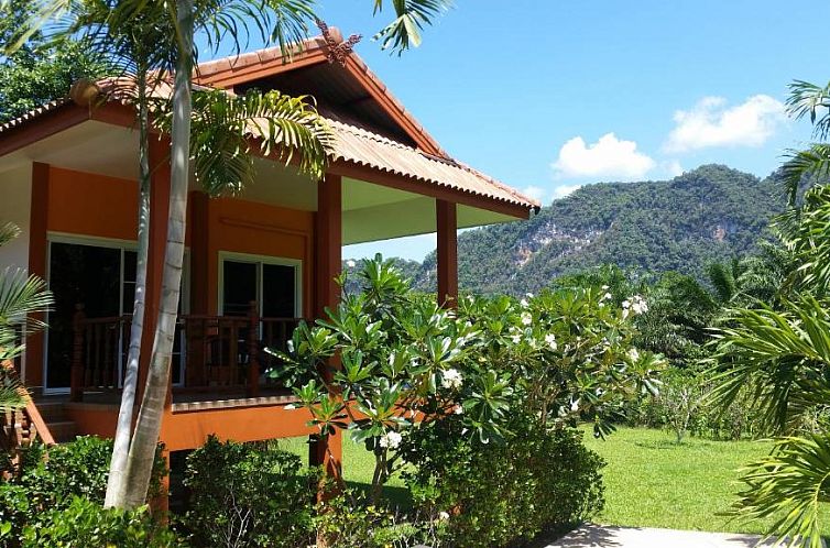 Khao Sok Jasmine Garden Resort - SHA Certified