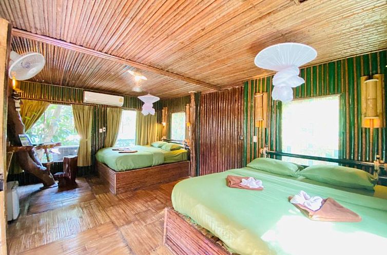 Khaosok Treehouse Resort