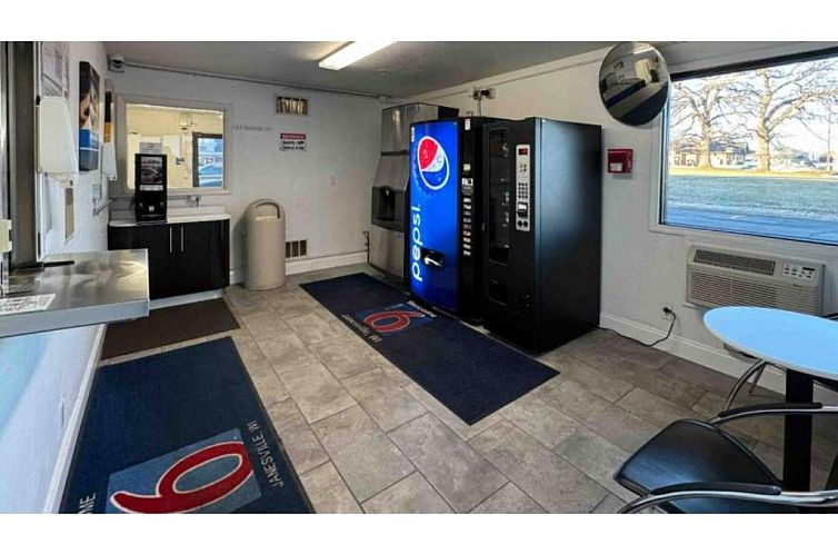 Motel 6-Janesville, WI