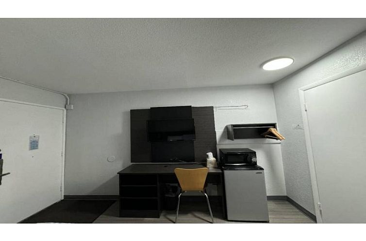 Motel 6-Janesville, WI