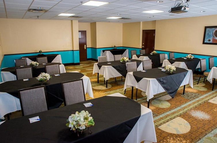Holiday Inn Express Hotel & Suites Cocoa, an IHG Hotel
