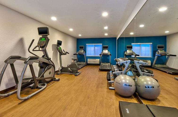 Holiday Inn Express Hotel & Suites Petoskey, an IHG Hotel