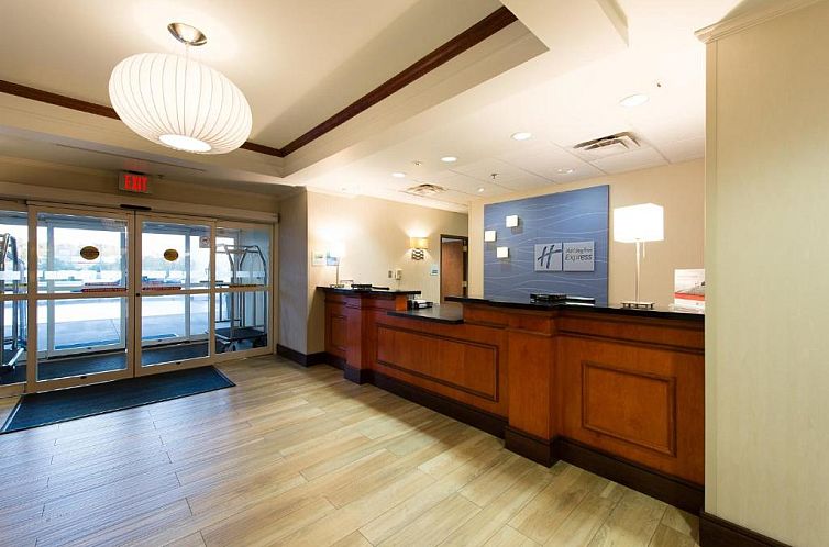 Holiday Inn Express & Suites Walterboro, an IHG Hotel