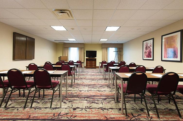 Holiday Inn Express & Suites Walterboro, an IHG Hotel