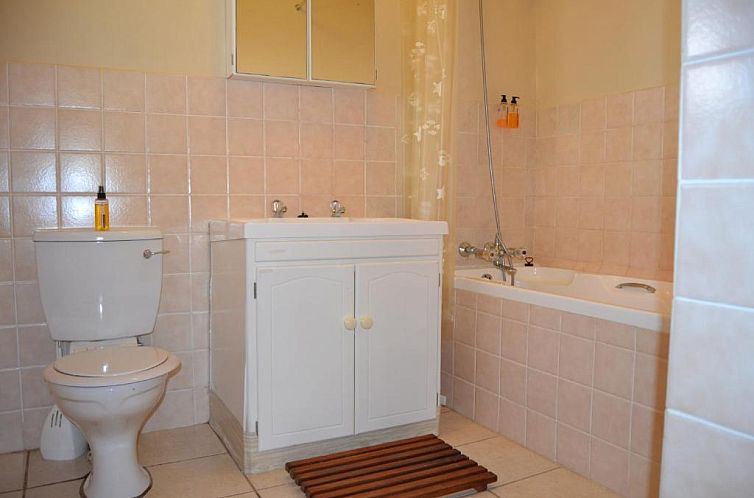 Over The Mountain Guest Farm