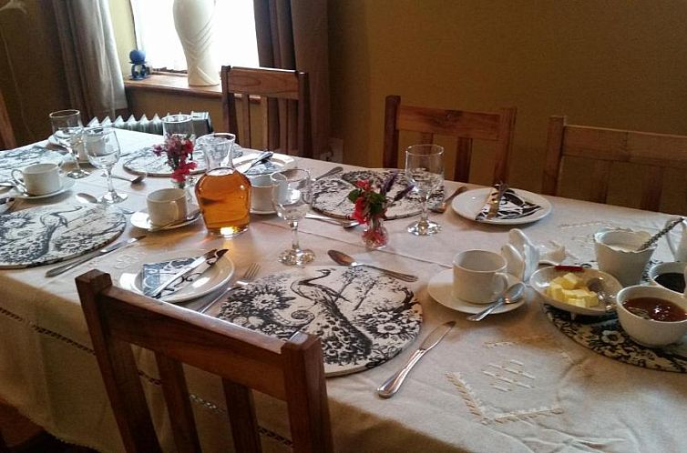 Over The Mountain Guest Farm