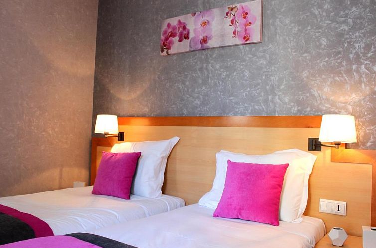 Guest house 930531036 - Apartment Paris - Hotel du Chemin Vert