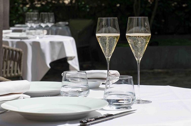 Le Pavillon de la Reine & Spa - Small Luxury Hotels of the W