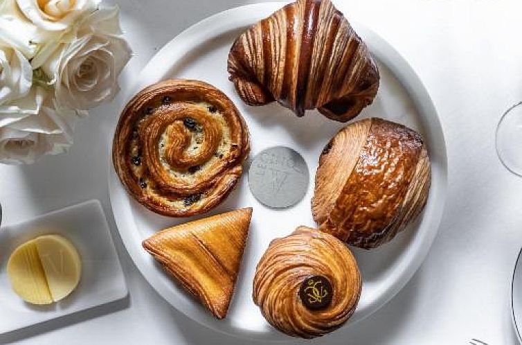 Four Seasons Hotel George V Paris
