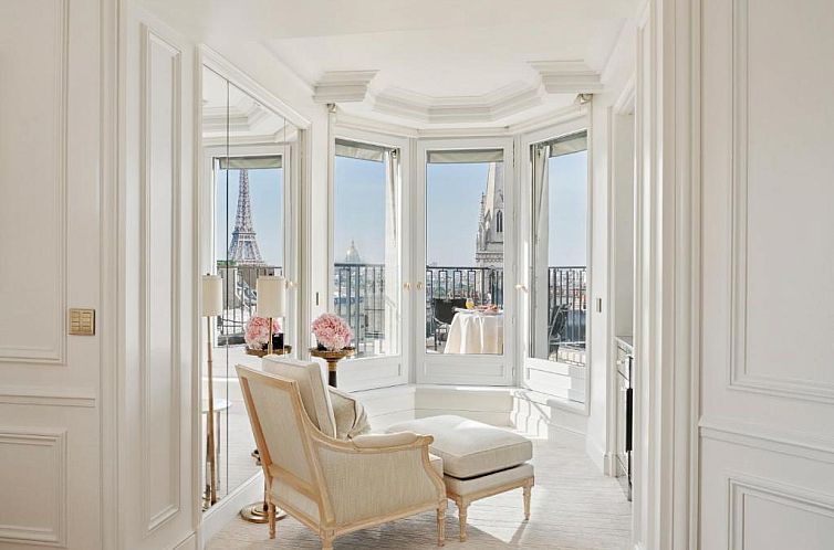 Four Seasons Hotel George V Paris