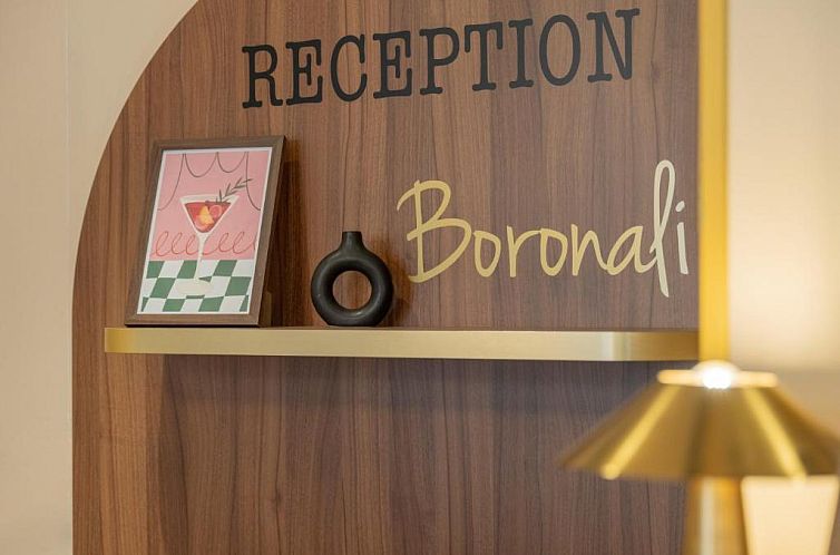 Hotel Boronali