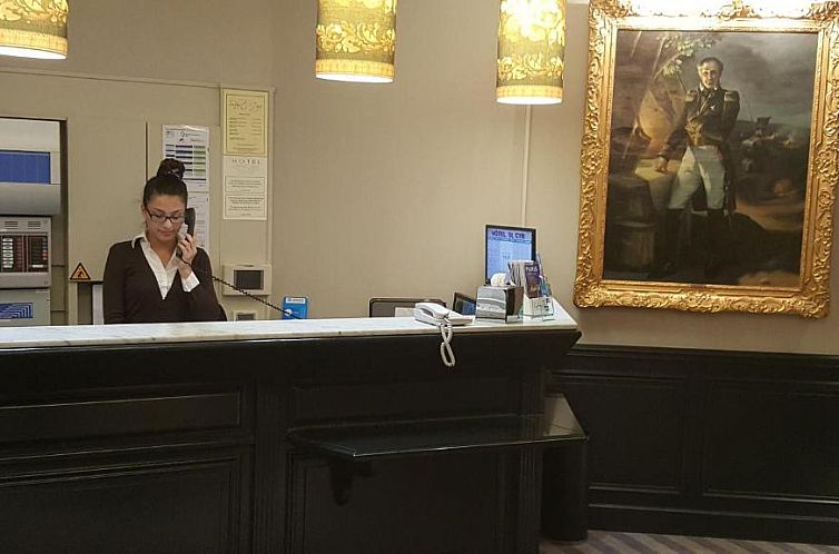 Hotel Saint Cyr Etoile