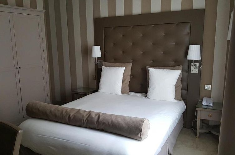 Hotel Saint Cyr Etoile