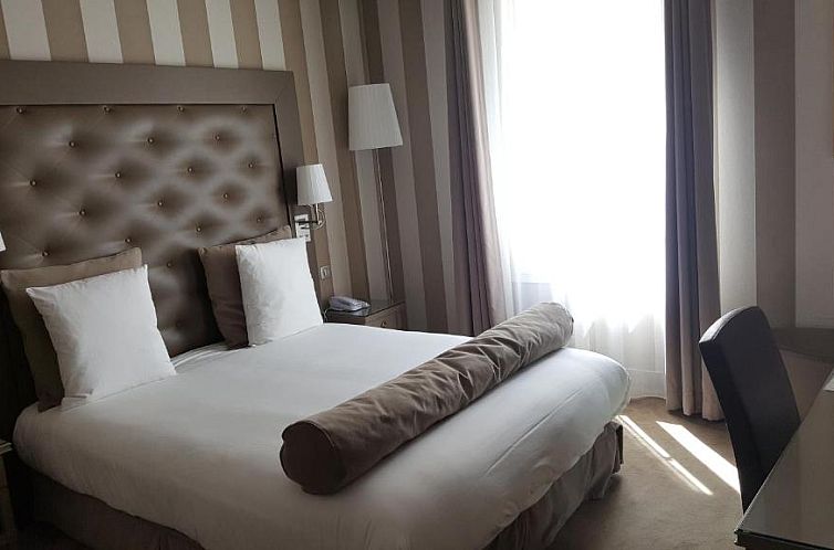 Hotel Saint Cyr Etoile