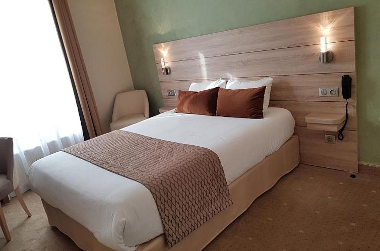 Hotel Champerret Elysees