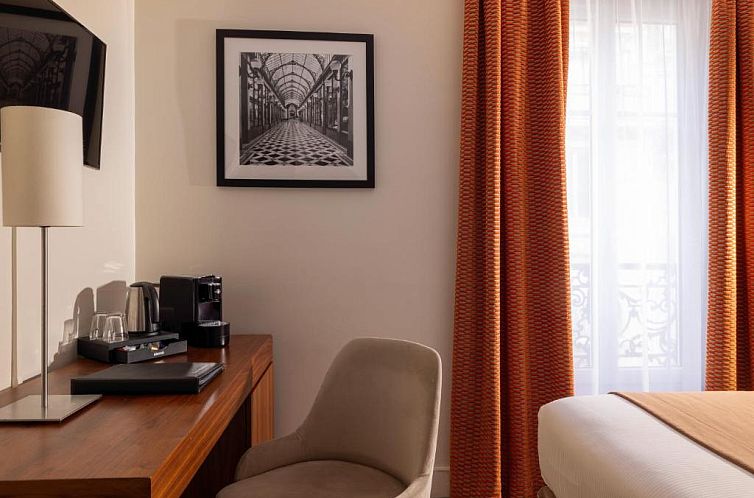 Hotel Elysées Bassano