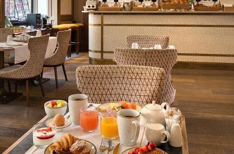 Rochester Champs Elysees