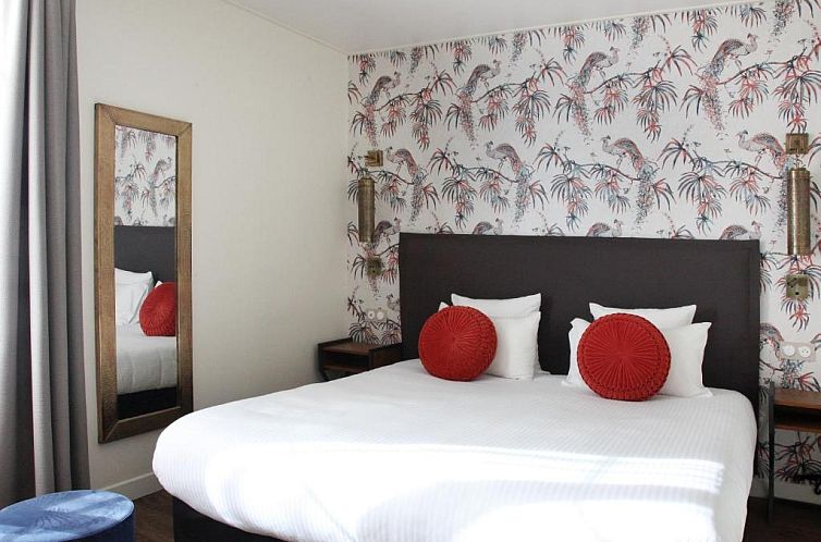 Moris Grands Boulevards