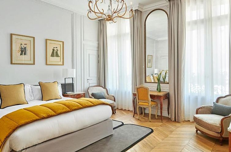 Guest house 93053607 - Apartment Paris - Hôtel Lancaster Paris Champs-Elysées