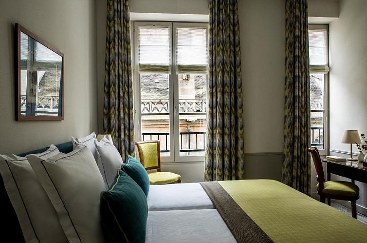 Hôtel de la Place du Louvre - Esprit de France