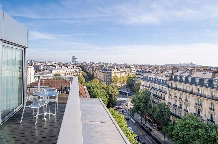 Renaissance Paris Arc de Triomphe Hotel