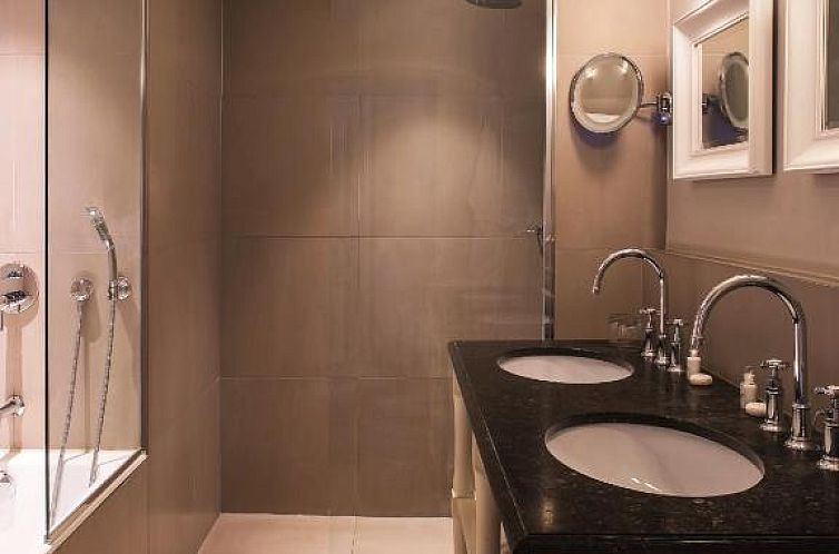 Newhotel Roblin