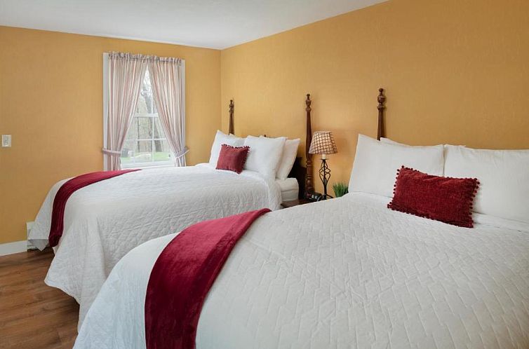 Christmas Farm Inn and Spa