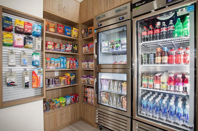 Holiday Inn Express & Suites Yosemite Park Area, an IHG Hote