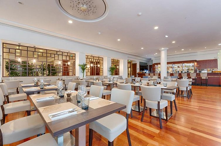 Evergreen Laurel Hotel