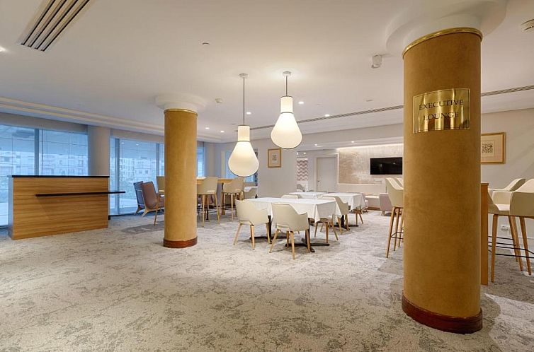 Evergreen Laurel Hotel