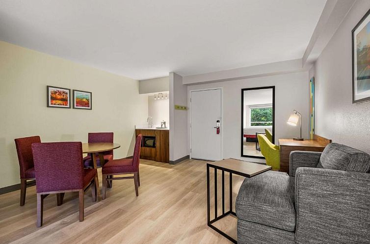 Comfort Suites - Weston