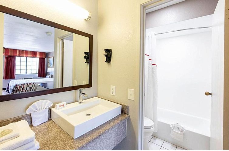 Red Roof Inn Lompoc