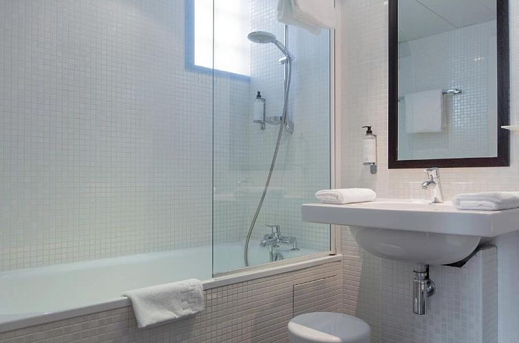 Best Western Rives de Paris La Defense