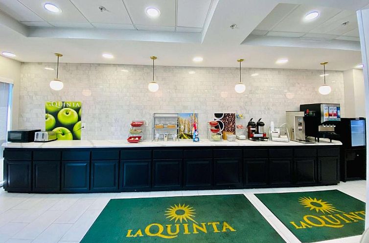 La Quinta by Wyndham Mt. Laurel - Philadelphia