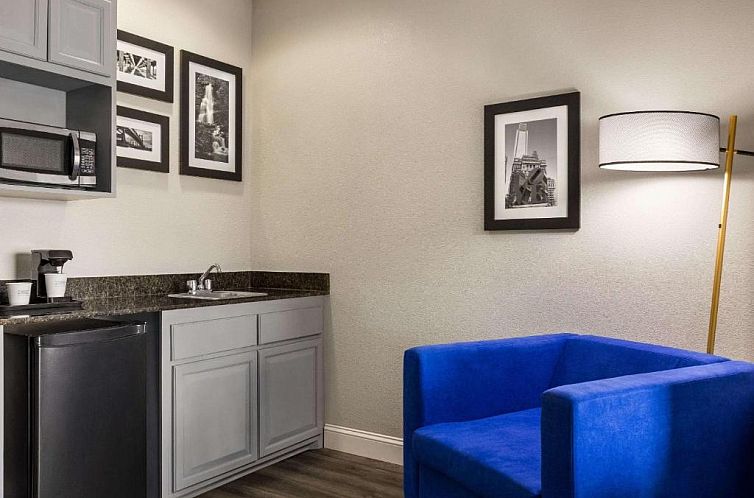 La Quinta by Wyndham Mt. Laurel - Philadelphia