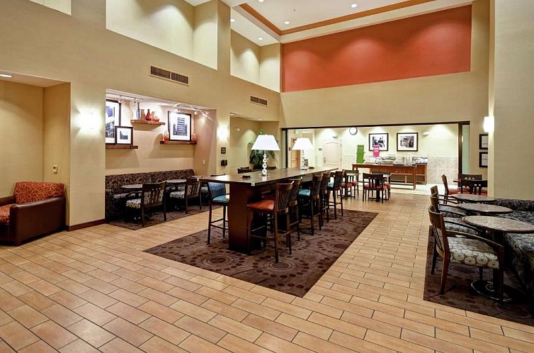 Hampton Inn & Suites Folsom