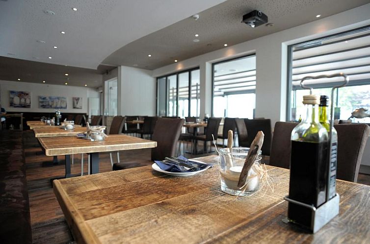 ACQUA Strande Yachthotel & Restaurant