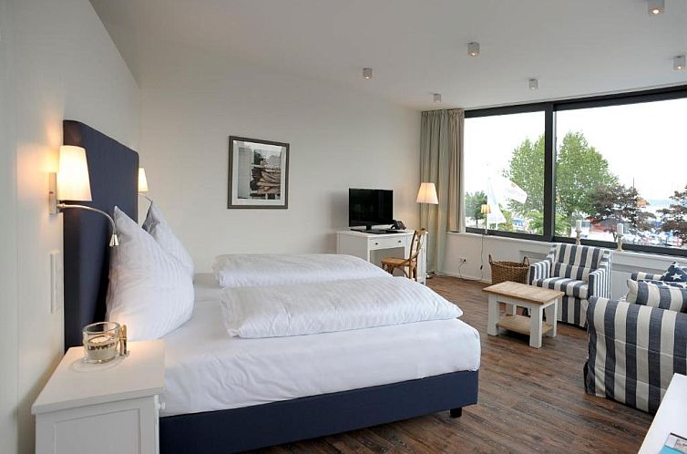 ACQUA Strande Yachthotel & Restaurant