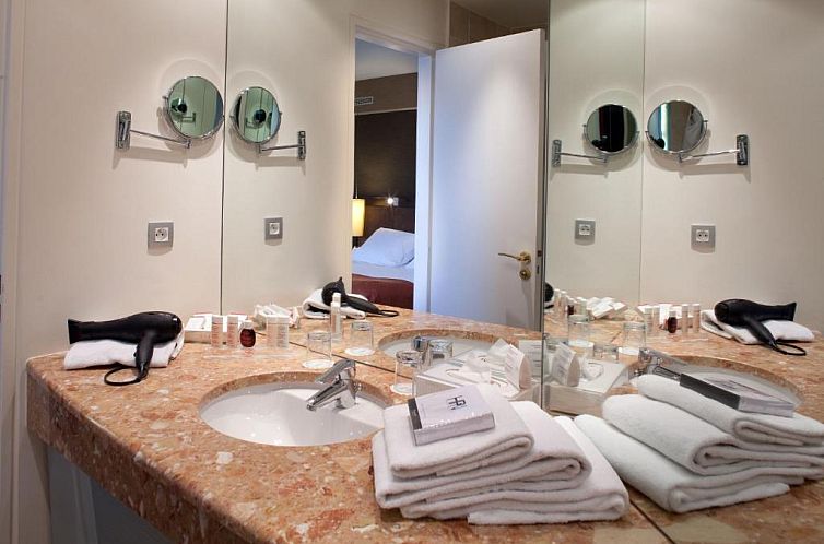 Hôtel Paris Neuilly