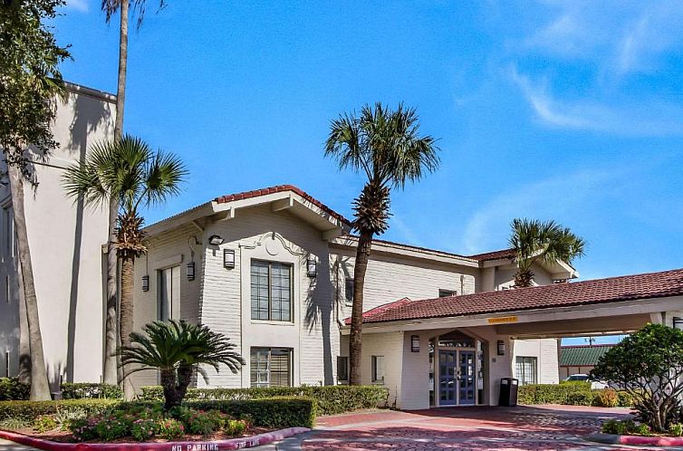 Guest house 9725601 - Apartment Texas - Motel 6-Baytown, TX - Garth Rd