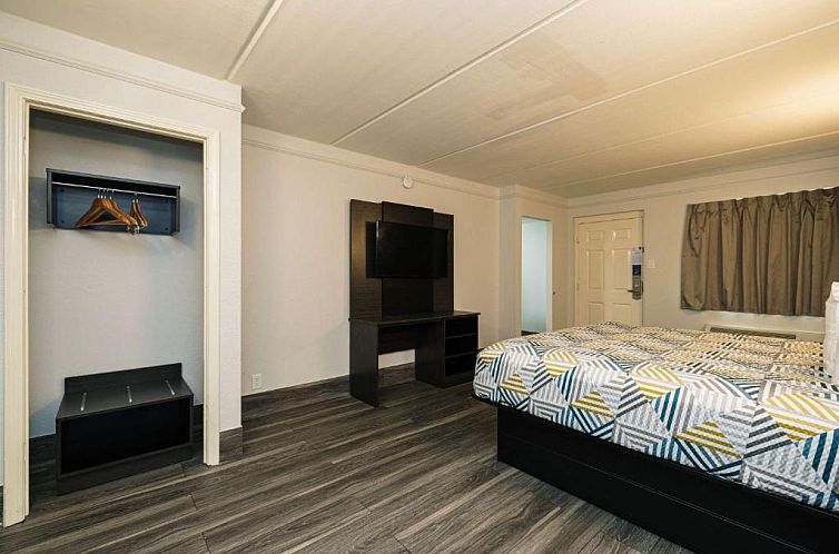 Motel 6-Baytown, TX - Garth Rd
