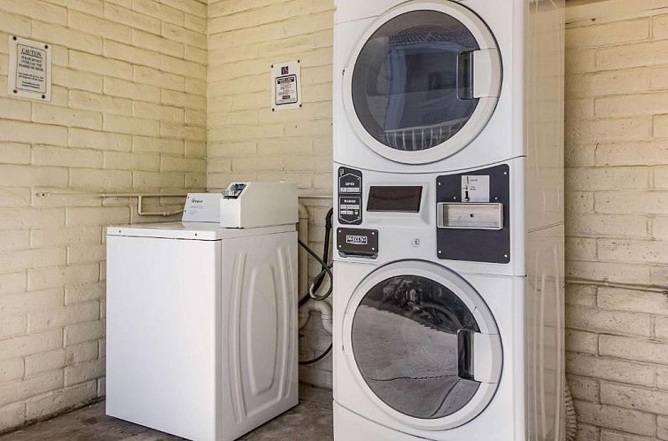Motel 6-Baytown, TX - Garth Rd