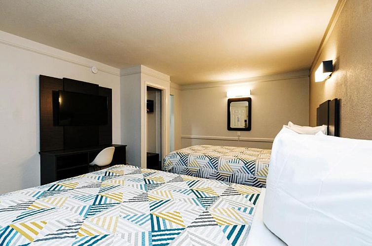 Motel 6-Baytown, TX - Garth Rd