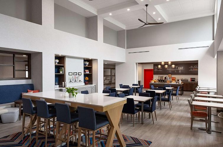 Hampton Inn & Suites - Cape Cod / West Yarmouth