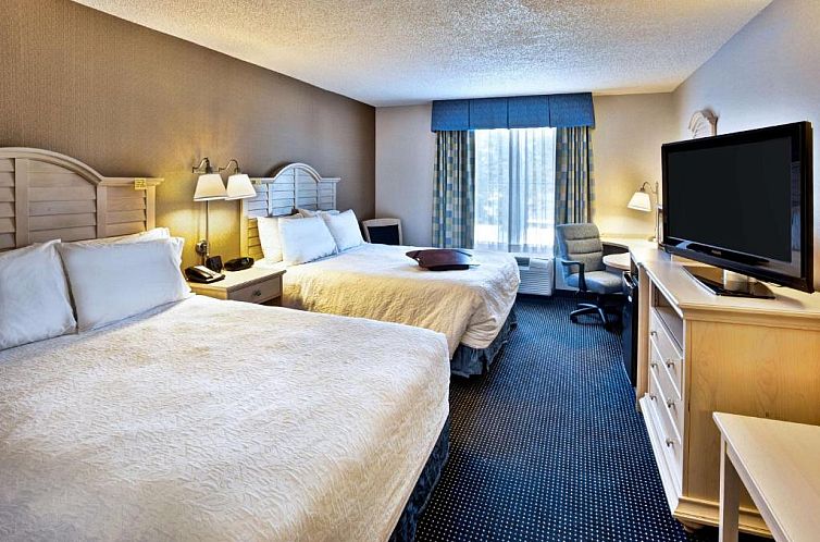 Hampton Inn & Suites - Cape Cod / West Yarmouth