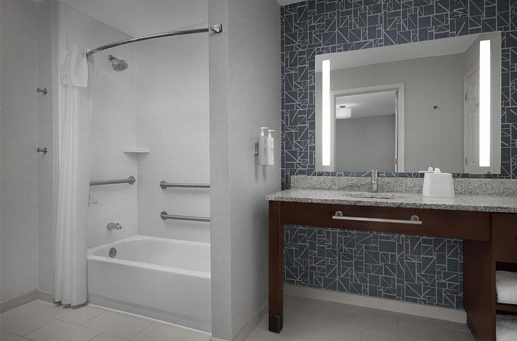 Homewood Suites Newark Cranford